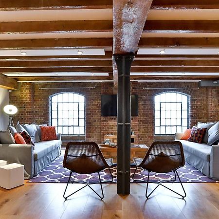 Wild Roses Serviced Apartments - Excel Warehouse 1 Londra Exterior foto