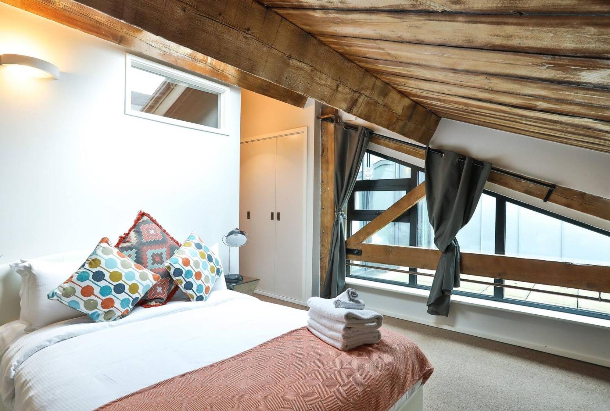 Wild Roses Serviced Apartments - Excel Warehouse 1 Londra Exterior foto