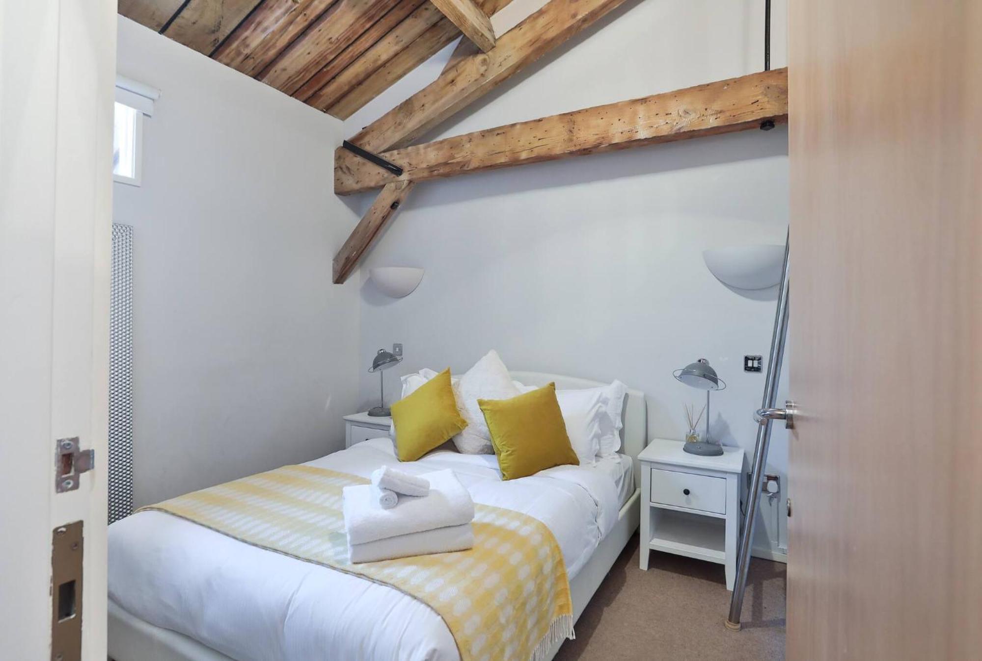 Wild Roses Serviced Apartments - Excel Warehouse 1 Londra Exterior foto